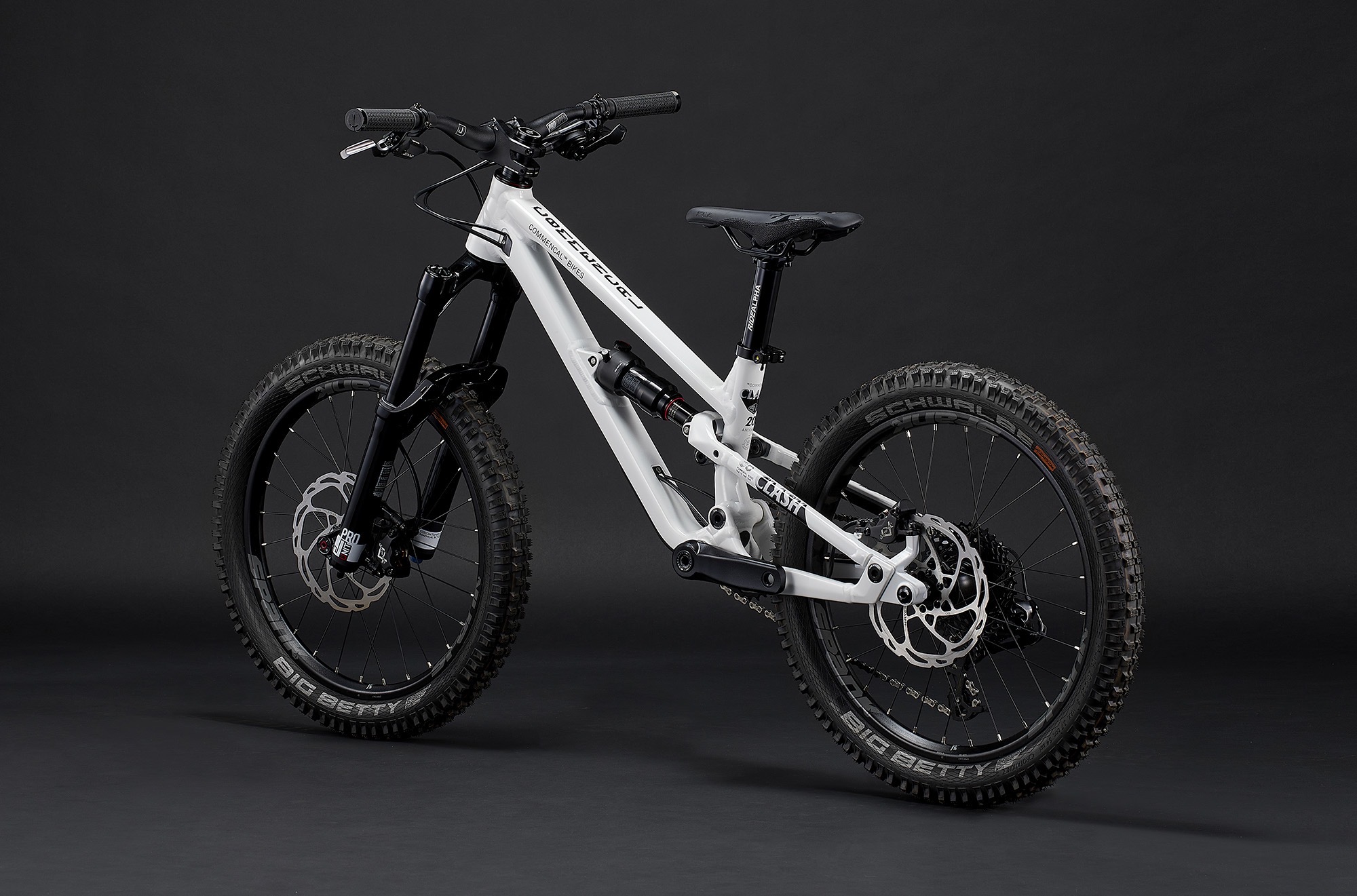 COMMENCAL CLASH 20 V2 PURE WHITE (115 - 130 CM)