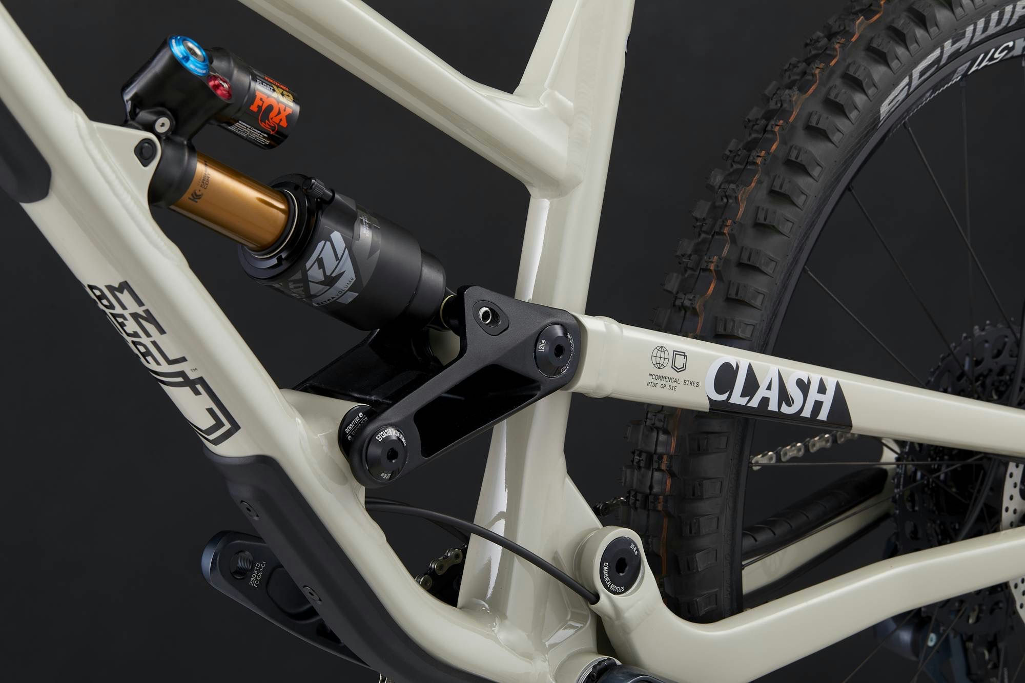 COMMENCAL CLASH SIGNATURE CHALK