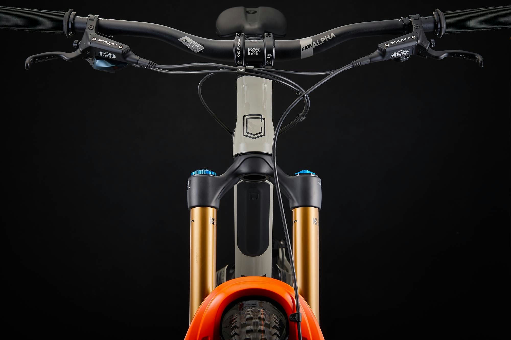 COMMENCAL CLASH SIGNATURE CHALK