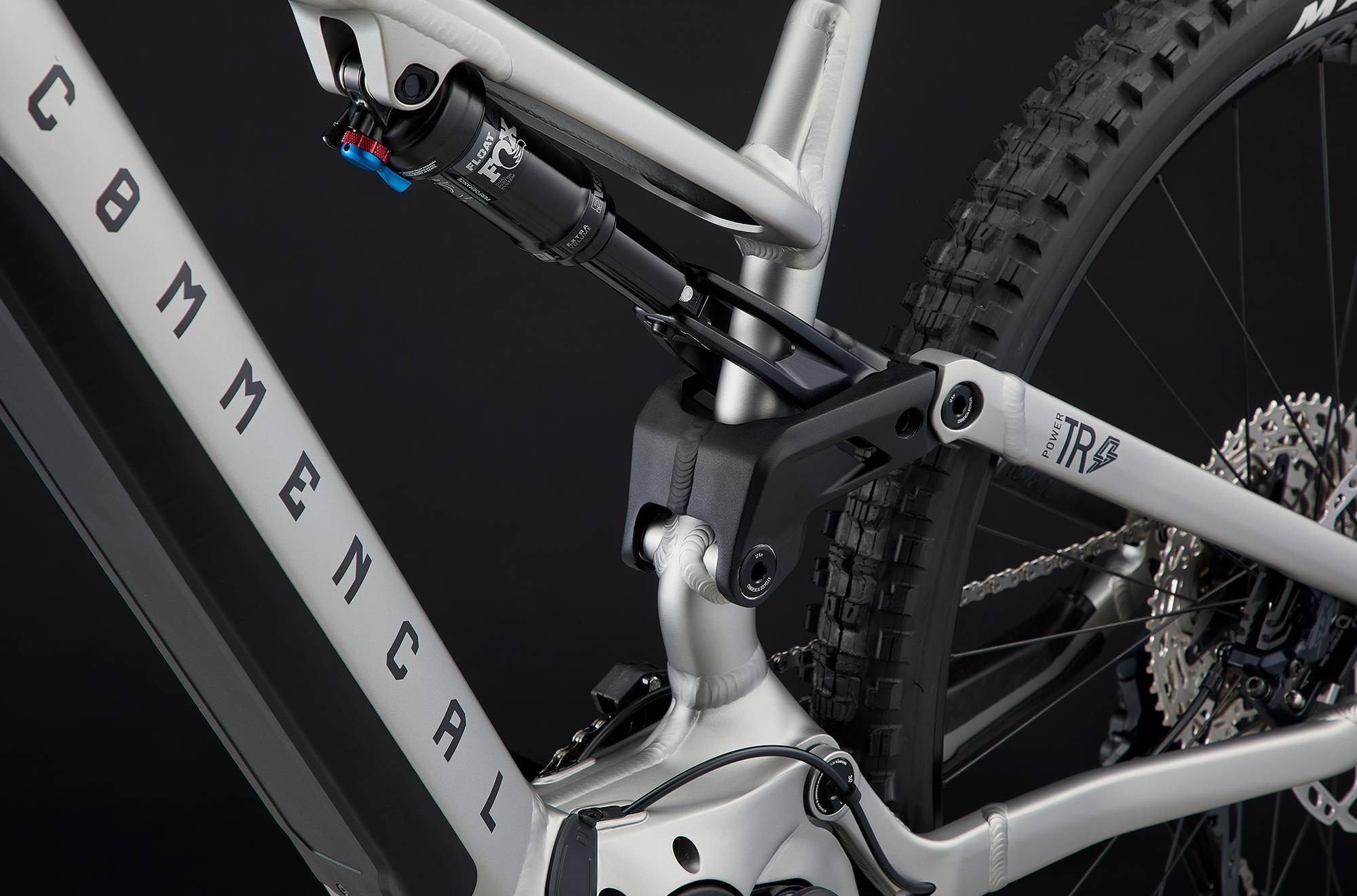 COMMENCAL META POWER TR BOSCH ESSENTIAL SILVER