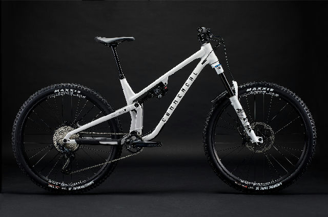 COMMENCAL META V5 ESSENTIAL PURE WHITE