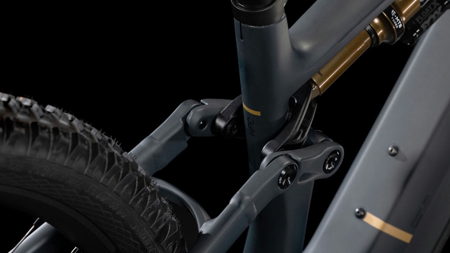 Cube Stereo Hybrid ONE44 HPC AT 800 carbon´n´gold