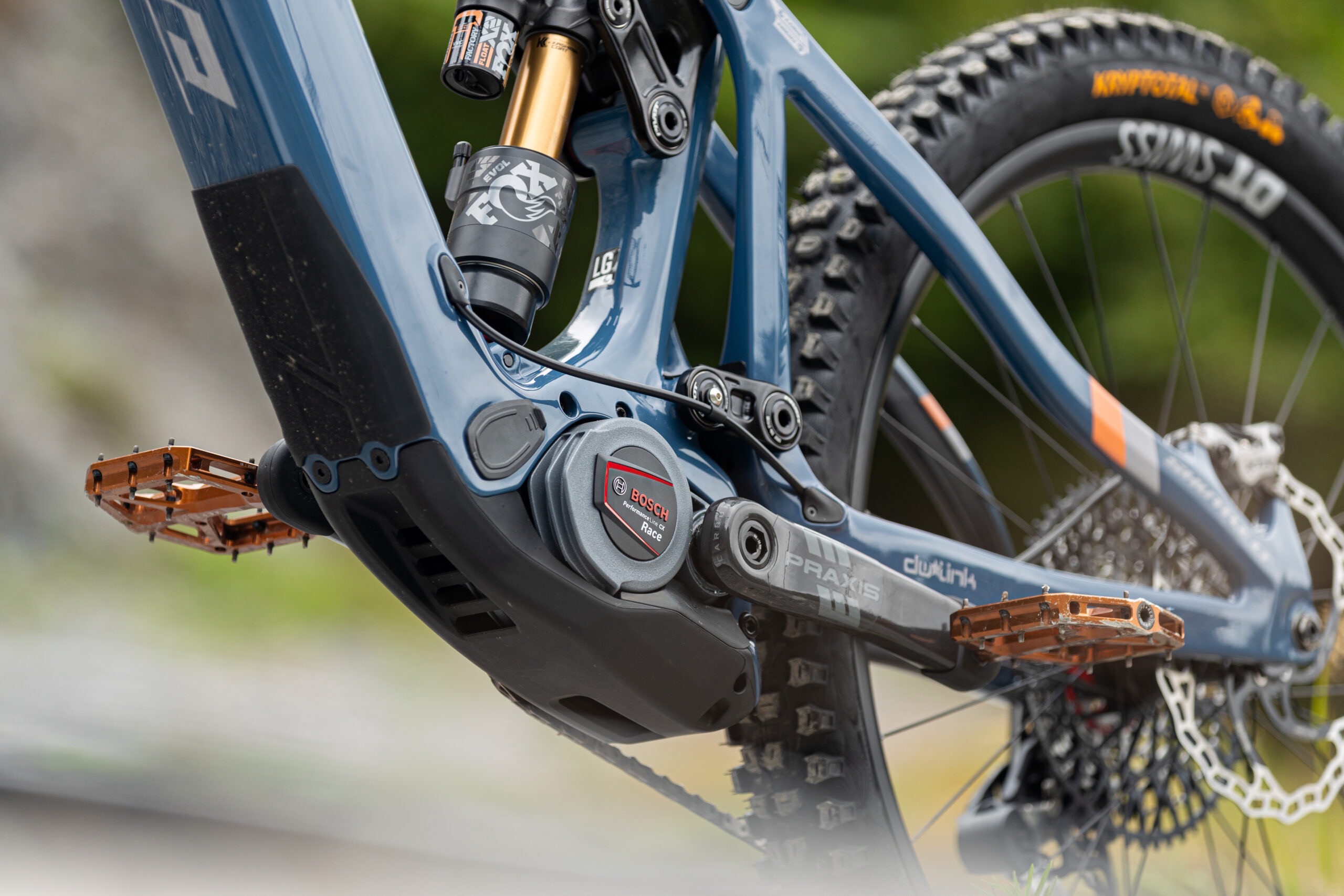 PIVOT SHUTTLE LT BLUE SCRUB RIDE XT