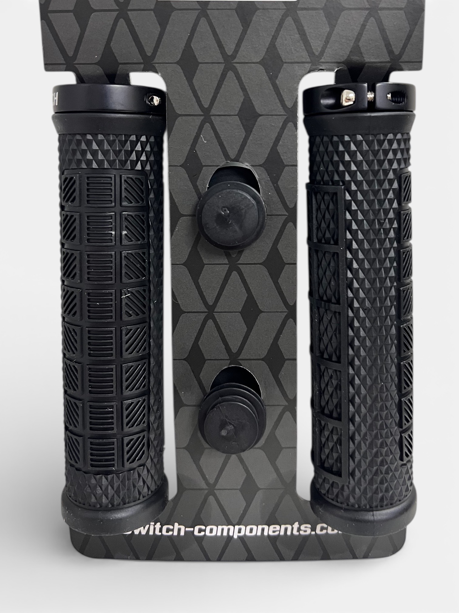 SWITCH SLIDE GRIPS
