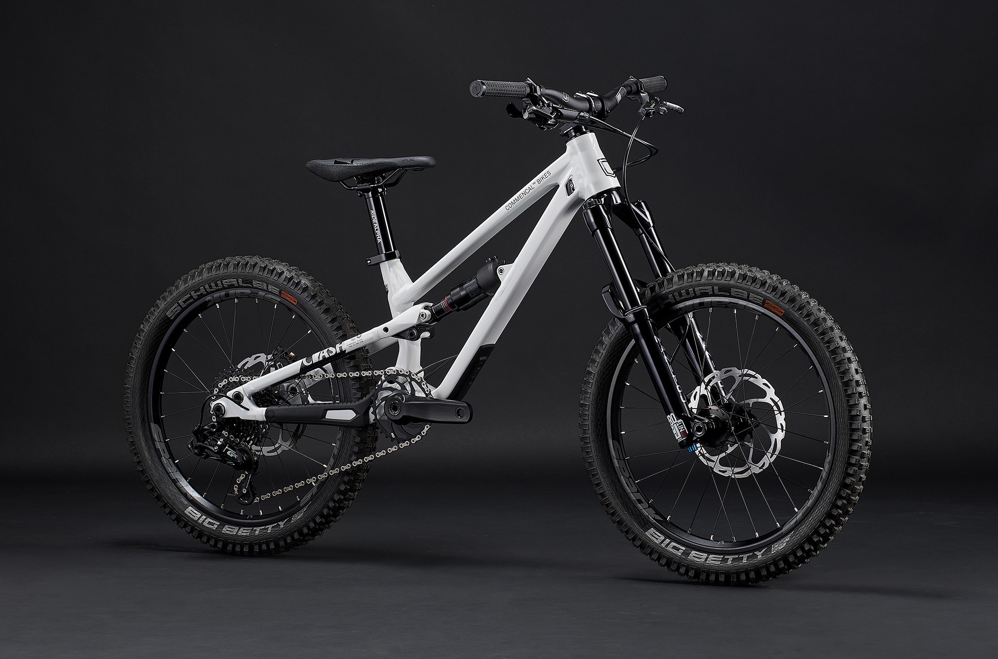 COMMENCAL CLASH 20 V2 PURE WHITE (115 - 130 CM)