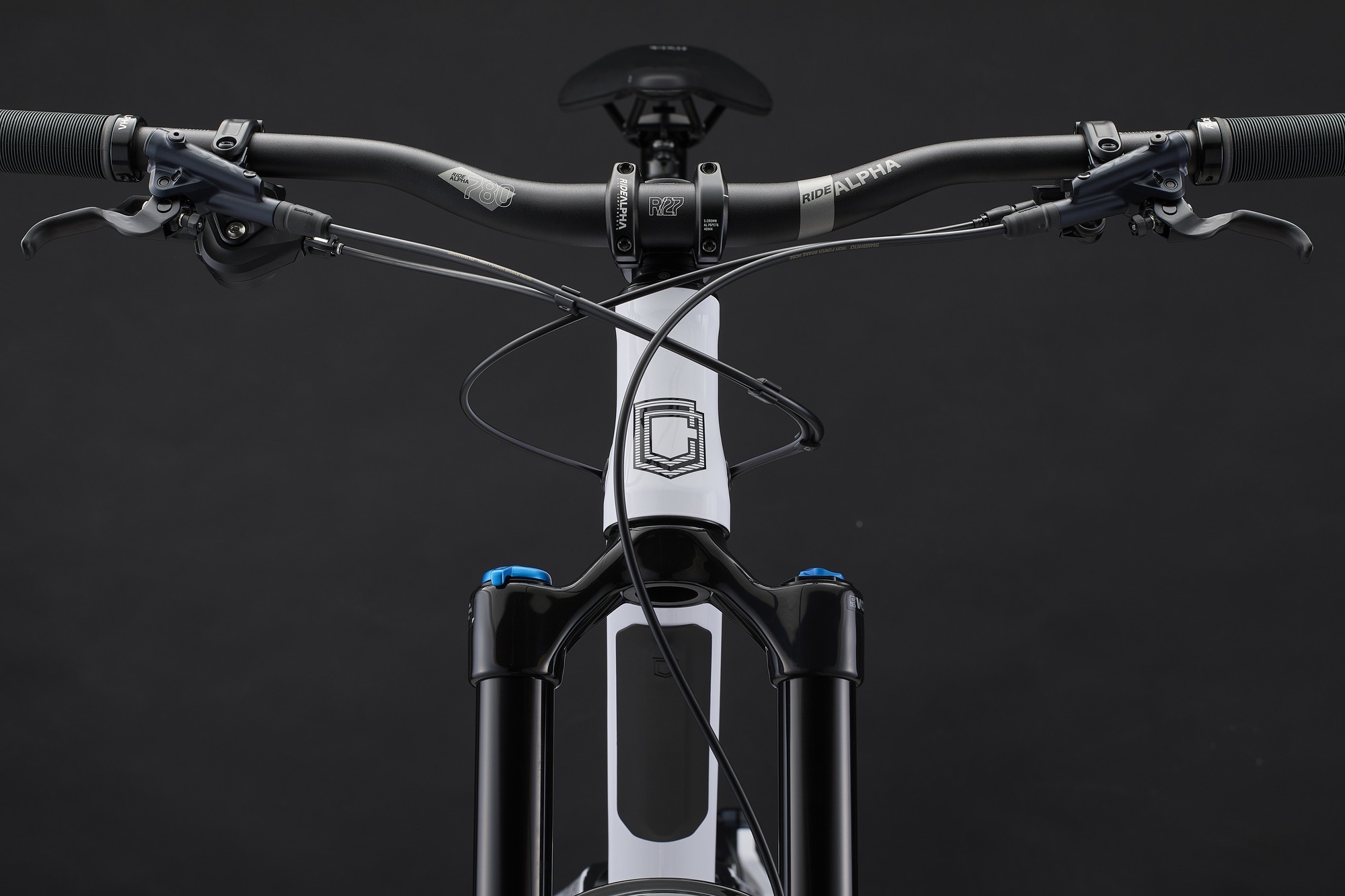 COMMENCAL CLASH ESSENTIAL PURE WHITE 2025