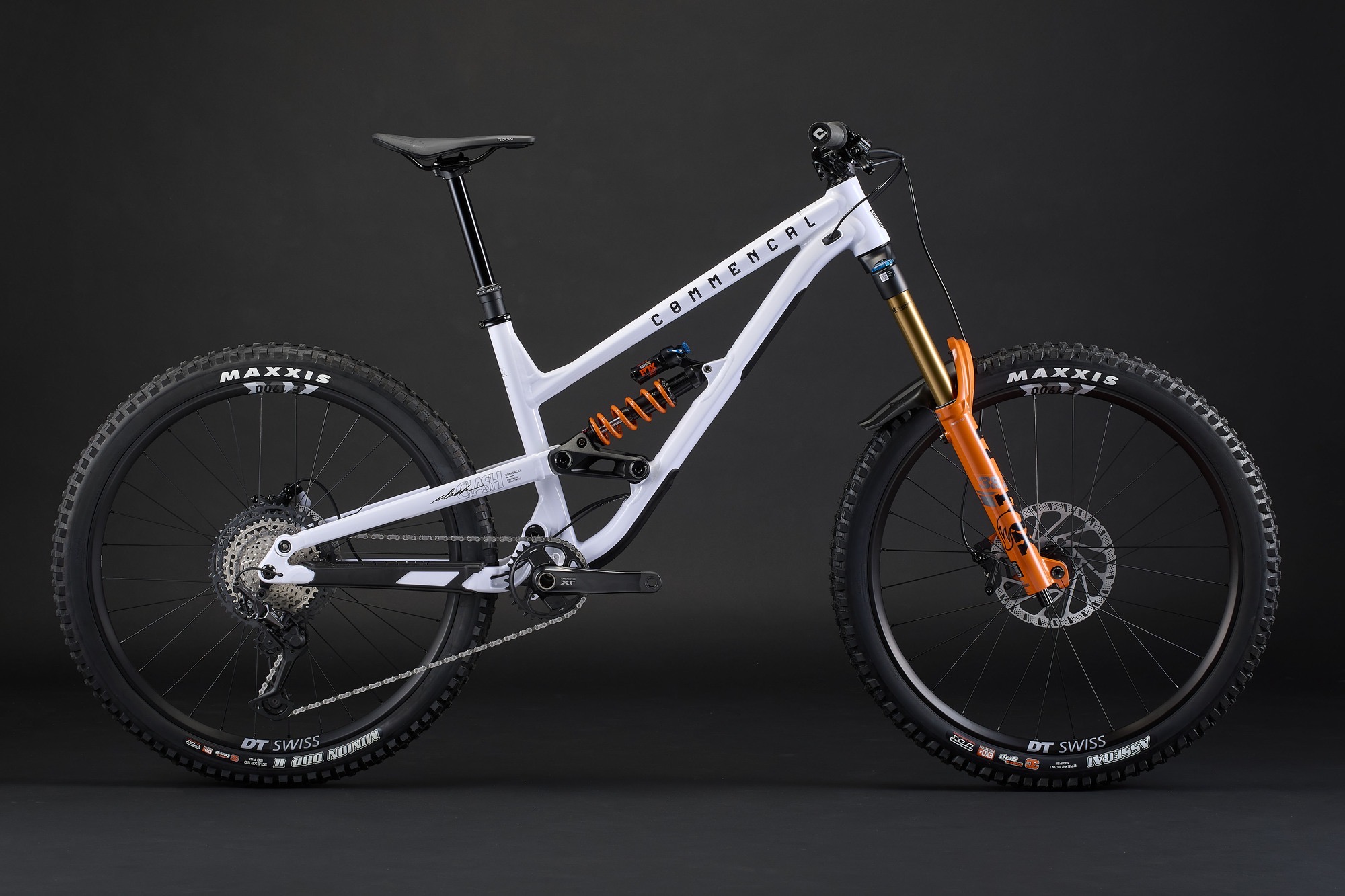 COMMENCAL CLASH SIGNATURE PURE WHITE 2026