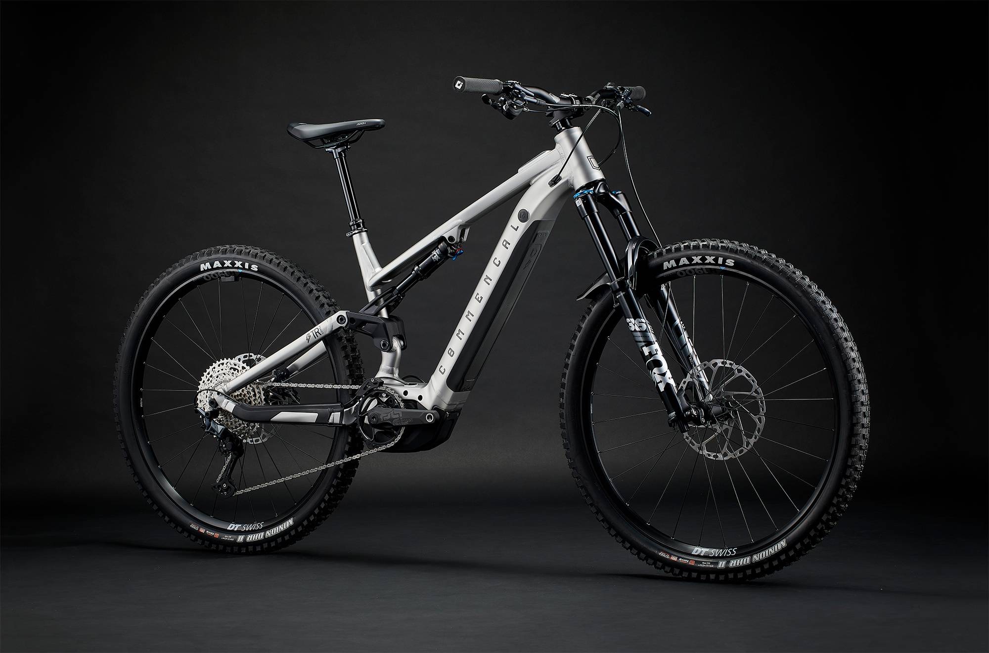 COMMENCAL META POWER TR BOSCH ESSENTIAL SILVER