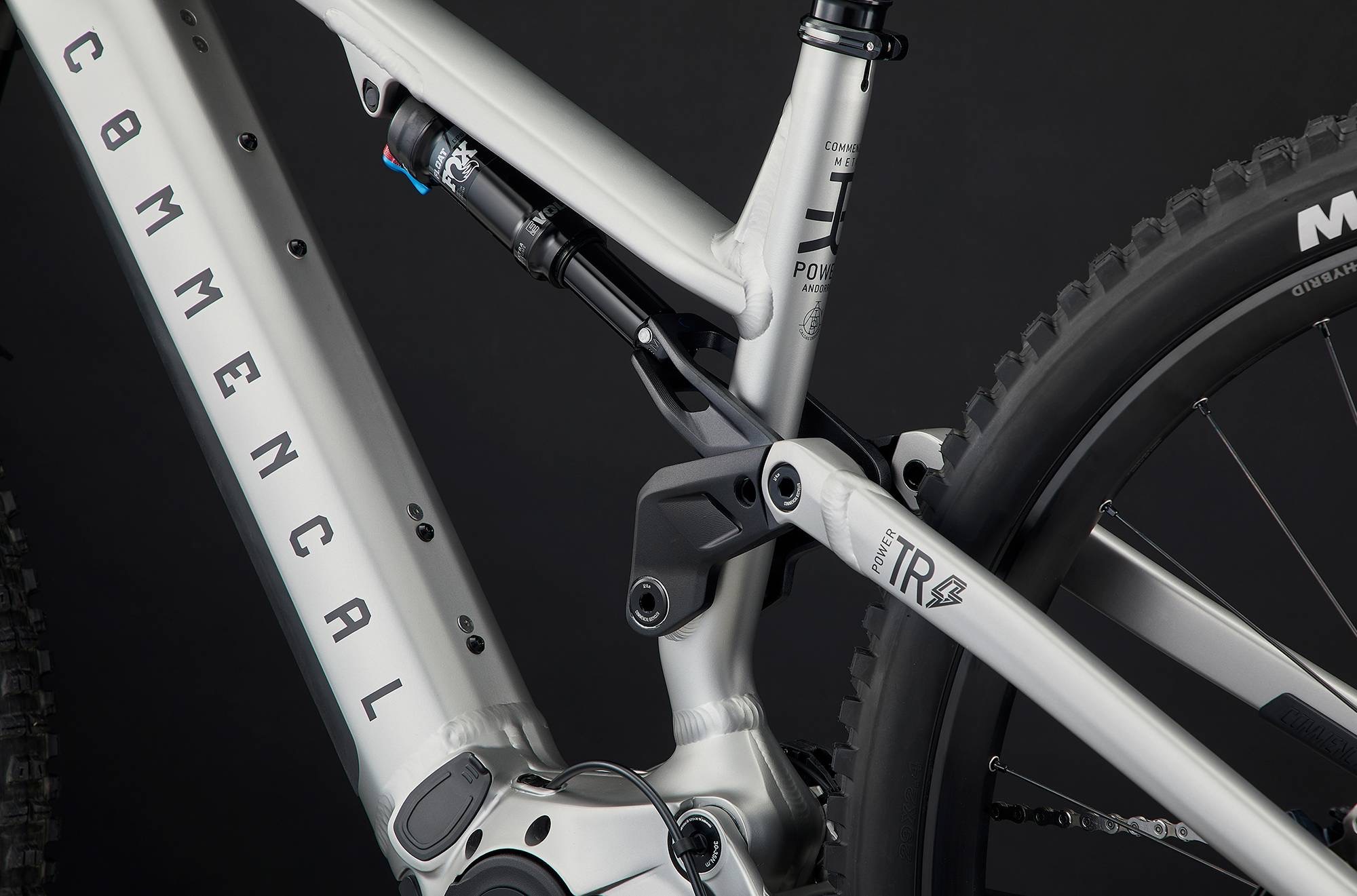 COMMENCAL META POWER TR BOSCH ESSENTIAL SILVER