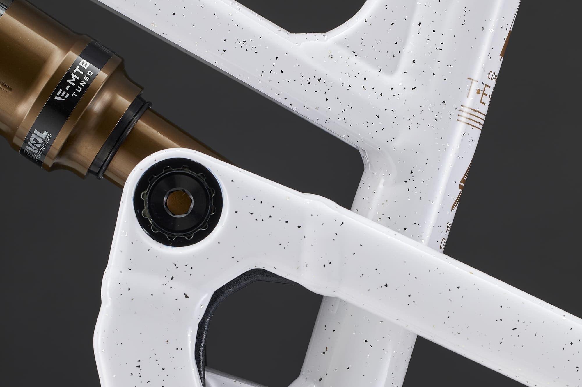 COMMENCAL T.E.M.P.O. POWER SIGNATURE GLITTERY WHITE