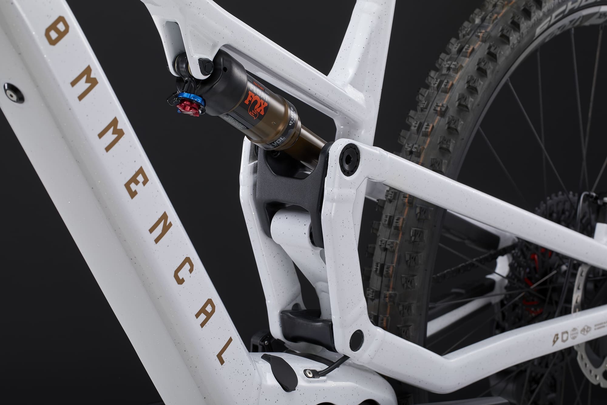 COMMENCAL T.E.M.P.O. POWER SIGNATURE GLITTERY WHITE