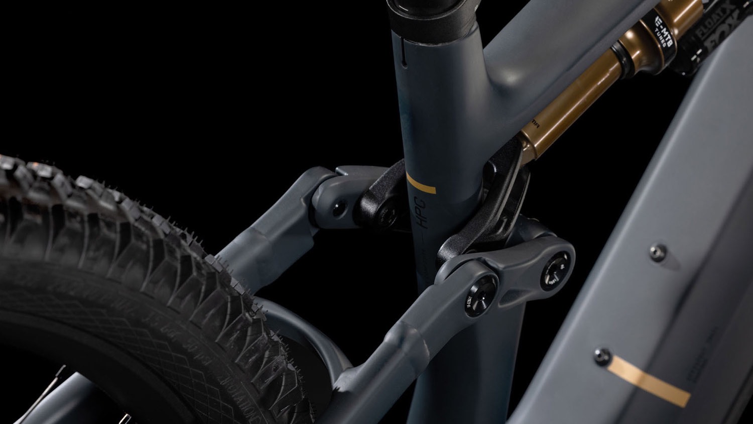 Cube Stereo Hybrid ONE44 HPC AT 800 carbon´n´gold