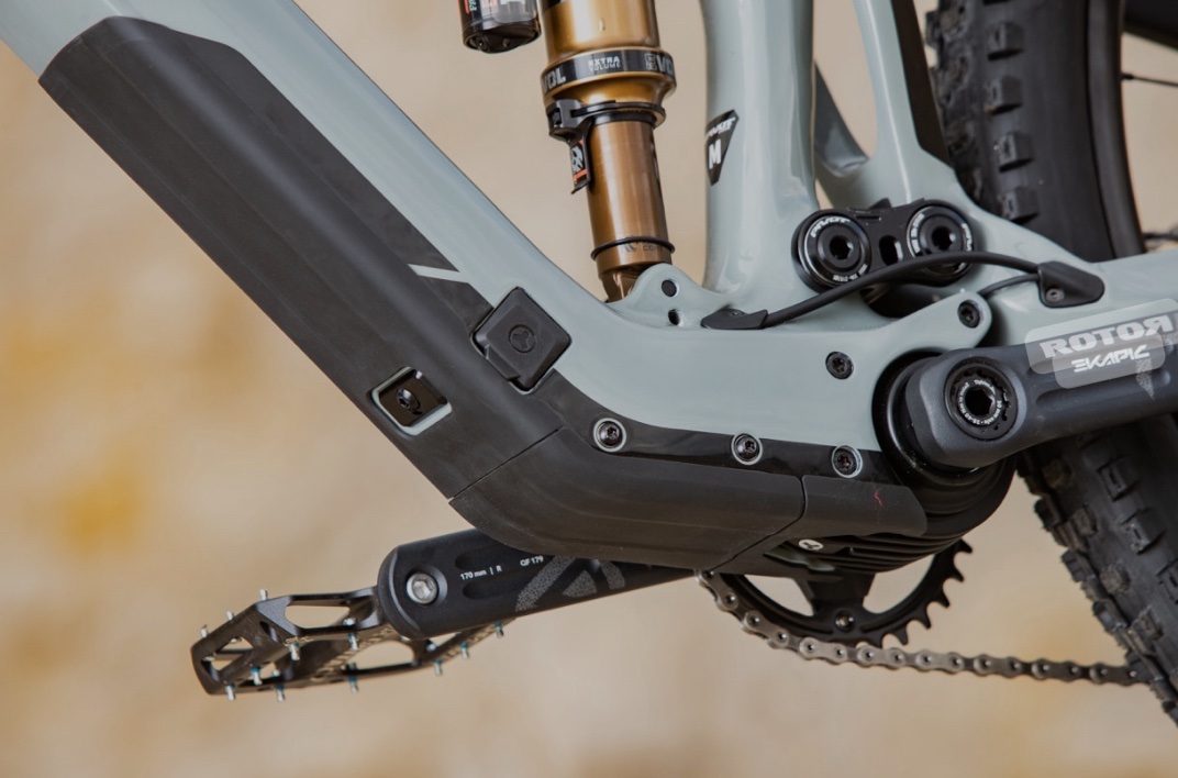 PIVOT SHUTTLE SL DESERT SAGE GREEN PRO