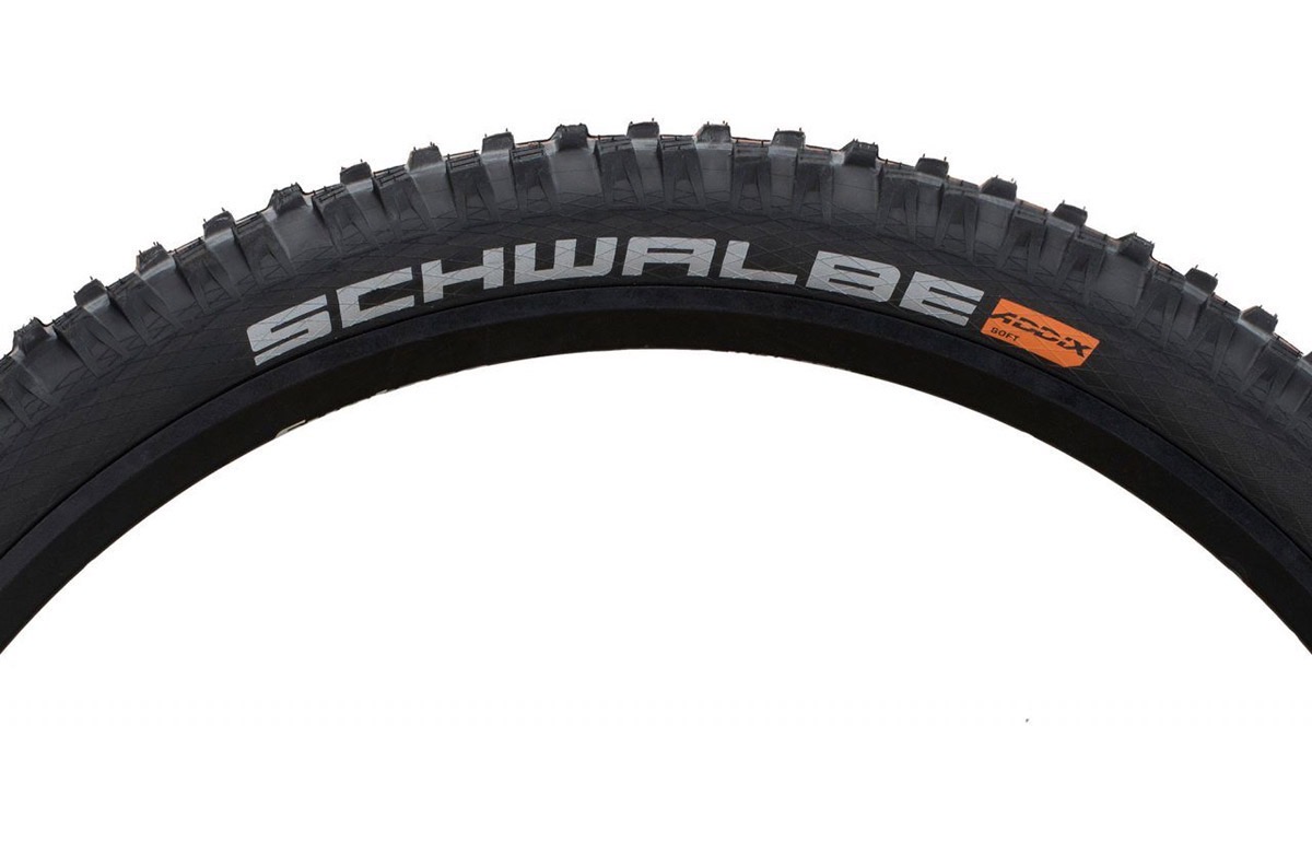 SCHWALBE MAGIC MARY 29 X 2.4 SUPER TRAIL ADDIX SOFT